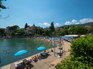 23843701-Ferienwohnung-2-Opatija-300x225-3