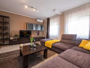 24058723-Ferienwohnung-6-Opatija-300x225-2