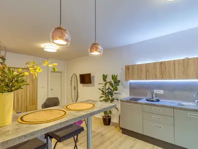 Ferienwohnung für 2 Personen (32 m²) in Opatija 9/10