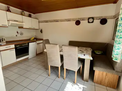KITCHEN, INSIDE