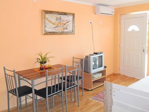 23933156-Ferienwohnung-4-Opric-300x225-1