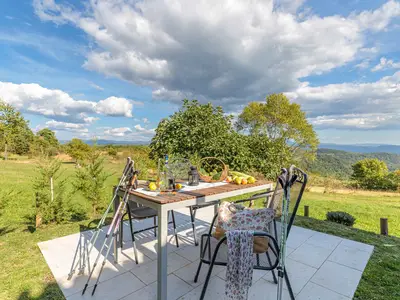 Ferienwohnung für 3 Personen (35 m²) in Oprtalj 3/10