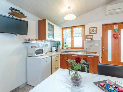 Ferienwohnung für 3 Personen (35 m²) in Oprtalj 8/10