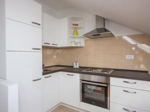 24057545-Ferienwohnung-5-Orašac-300x225-4