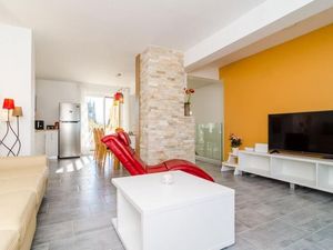 24057926-Ferienwohnung-6-Orašac-300x225-5