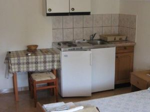 21759687-Ferienwohnung-2-Orebić-300x225-3