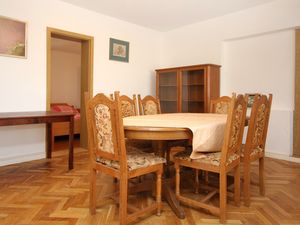 18510674-Ferienwohnung-7-Orebić-300x225-4