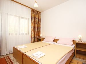 18693229-Ferienwohnung-2-Orebić-300x225-4