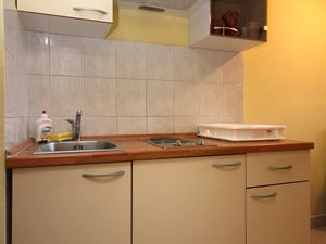 18923407-Ferienwohnung-5-Orebić-300x225-3