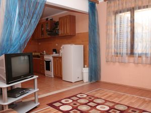 19113501-Ferienwohnung-5-Orebić-300x225-2