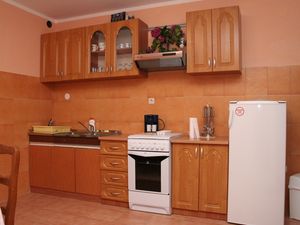 19113501-Ferienwohnung-5-Orebić-300x225-5