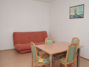 19129315-Ferienwohnung-4-Orebić-300x225-2