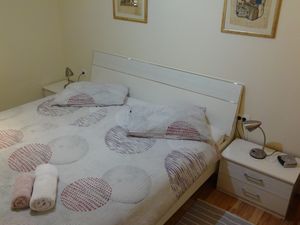 23930892-Ferienwohnung-4-Orebić-300x225-4