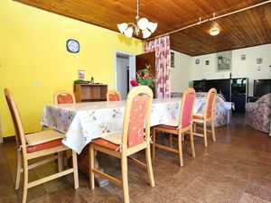 23930895-Ferienwohnung-8-Orebić-300x225-5