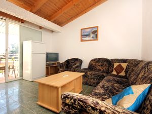 23930944-Ferienwohnung-5-Orebić-300x225-1