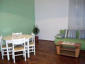 23925865-Ferienwohnung-4-Orebić-300x225-3