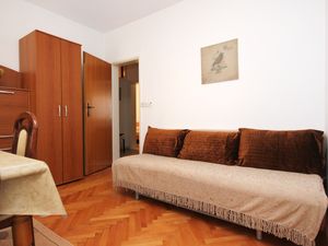 23925905-Ferienwohnung-5-Orebić-300x225-2