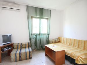 23930876-Ferienwohnung-5-Orebić-300x225-1