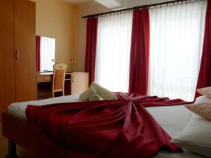 23930885-Ferienwohnung-4-Orebić-300x225-5