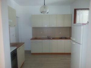 23931341-Ferienwohnung-5-Orebić-300x225-3