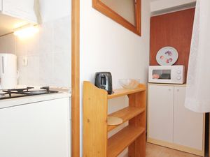 23927855-Ferienwohnung-2-Orebić-300x225-3