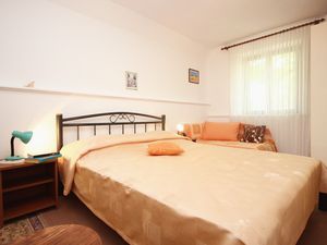 23927855-Ferienwohnung-2-Orebić-300x225-4