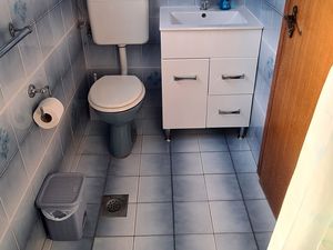 23932556-Ferienwohnung-4-Orebić-300x225-5