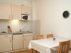 23933112-Ferienwohnung-4-Orebić-300x225-3