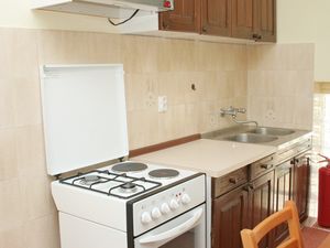 23927839-Ferienwohnung-7-Orebić-300x225-3