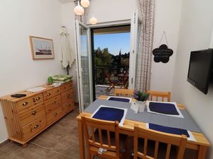 24058398-Ferienwohnung-2-Orebić-300x225-1