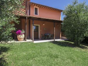 Ferienwohnung für 4 Personen (56 m²) in Orentano