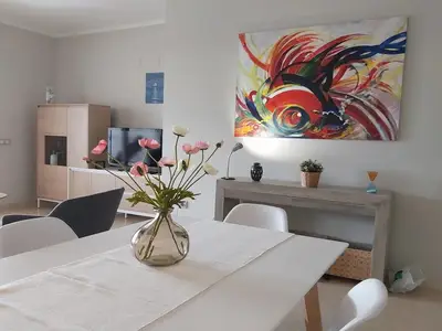 DiningRoom