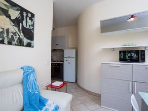 23971526-Ferienwohnung-2-Orosei-300x225-5