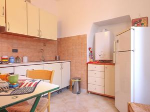 24002431-Ferienwohnung-4-Orsogna-300x225-2