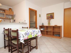 19128749-Ferienwohnung-5-Osor-300x225-4