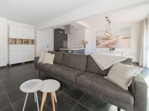 23857602-Ferienwohnung-4-Ostende-300x225-5