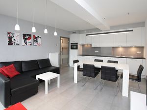 23728952-Ferienwohnung-4-Ostende-300x225-1