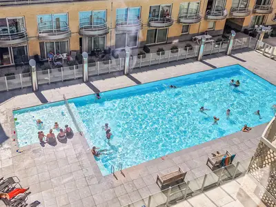 pool