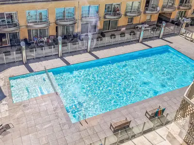pool