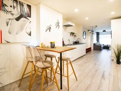 DiningRoom