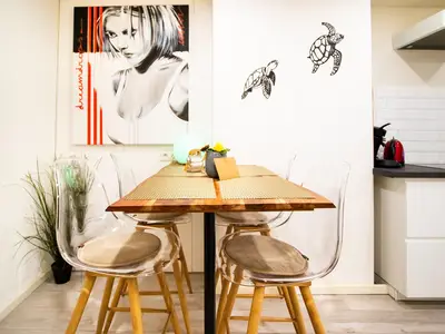 DiningRoom