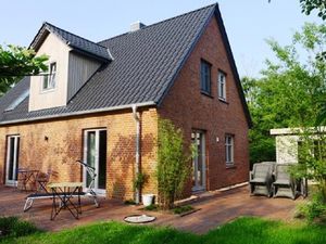 19273338-Ferienwohnung-2-Osterhever-300x225-0