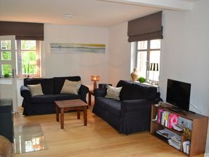 23898638-Ferienwohnung-4-Osterhever-300x225-2