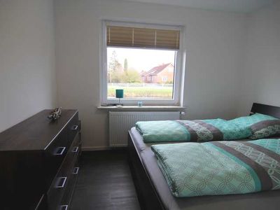 Ferienwohnung für 5 Personen (77 m²) in Ostrhauderfehn 9/10