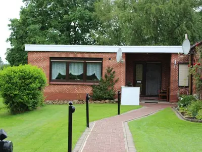 Ferienwohnung für 3 Personen (70 m²) in Ostrhauderfehn 2/10