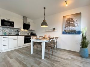 23362289-Ferienwohnung-4-Ostseebad Kühlungsborn-300x225-4