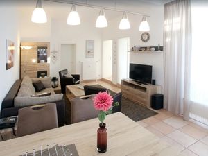 23581805-Ferienwohnung-6-Ostseebad Kühlungsborn-300x225-0