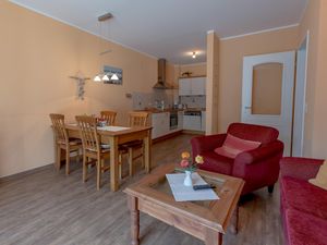 23881875-Ferienwohnung-5-Ostseebad Kühlungsborn-300x225-1