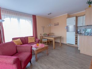 23881889-Ferienwohnung-2-Ostseebad Kühlungsborn-300x225-0