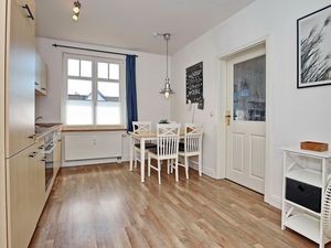 23660868-Ferienwohnung-4-Ostseebad Kühlungsborn-300x225-3